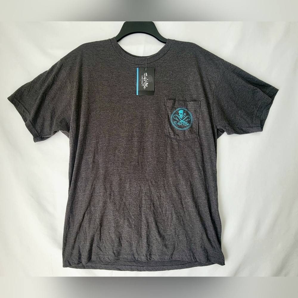 Salt Life Men's Skull And Hooks T-Shirt - Picture 4 of 7
